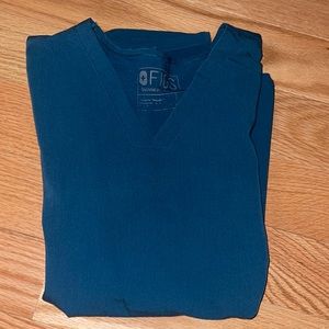 Casma Three Pocket Top